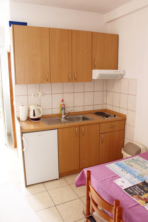 Apartments Petric Makarska Exterior foto